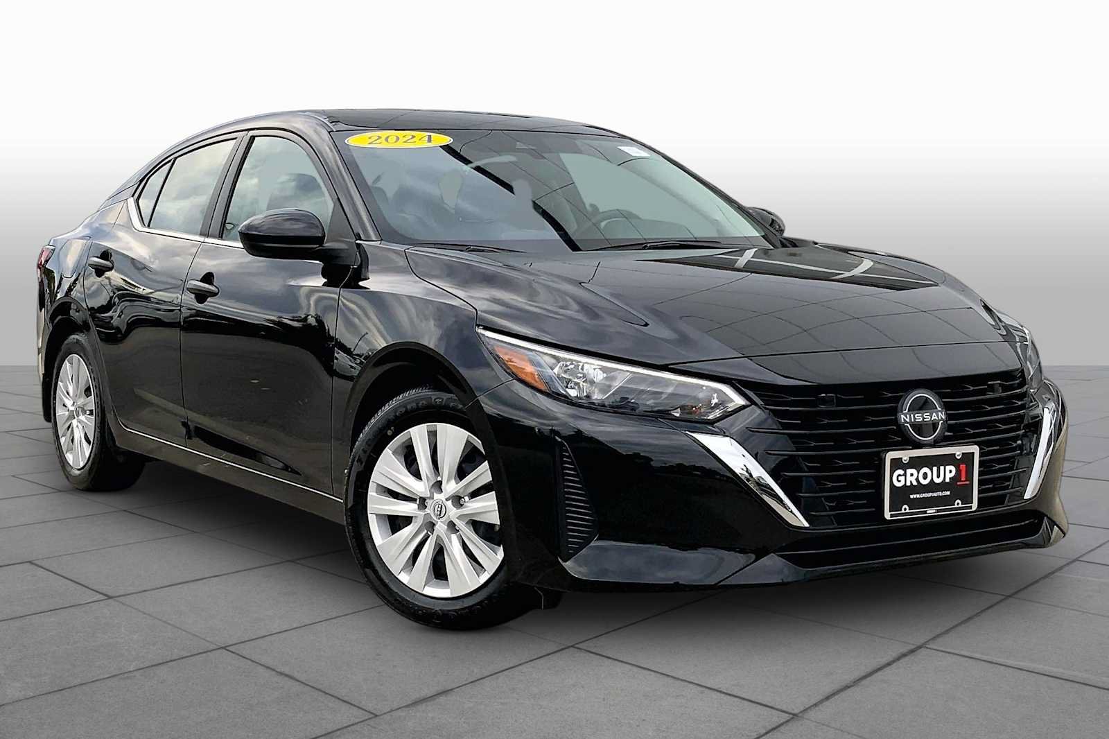 Used 2024 Nissan Sentra S FWD image 3