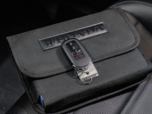 Used 2024 Honda CR-V EX-L image 61