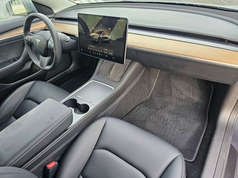 Used 2023 Tesla Model 3 Performance image 13
