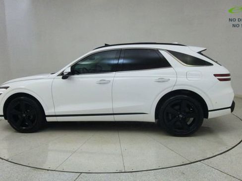 Used 2023 Genesis GV70 3.5T Sport w/ Sport Prestige Package AWD/4WD image 74