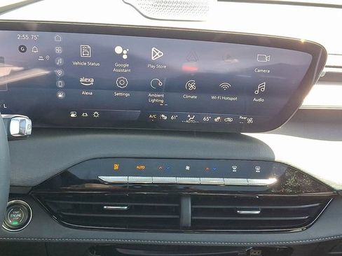 New 2025 Buick Enclave Sport Touring w/ Power Package image 10