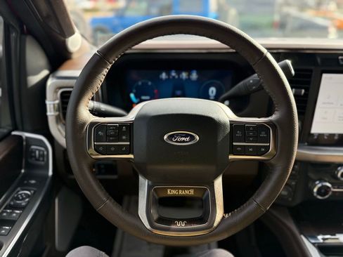 Used 2024 Ford F250 King Ranch w/ Chrome Package image 19