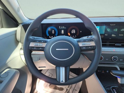 New 2026 Hyundai Kona SE image 11