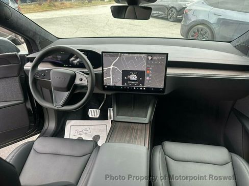 Used 2024 Tesla Model X AWD image 11