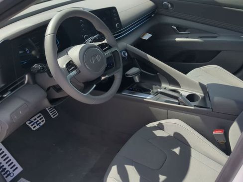 New 2026 Hyundai Elantra Sport FWD image 15