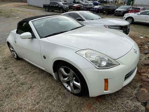 Used 2007 Nissan 350Z Touring image 1