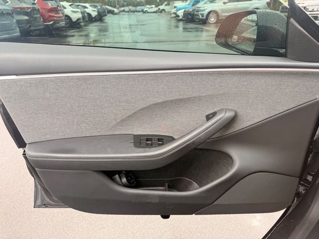 Used 2025 Tesla Model 3 Long Range RWD image 7