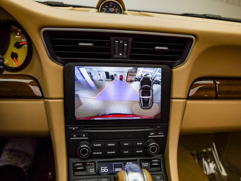 Used 2017 Porsche 911 Targa 4S image 24