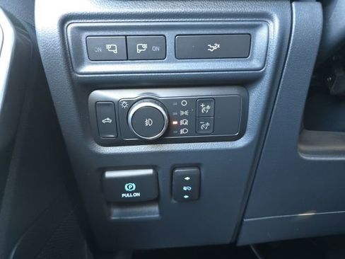 Certified 2022 Ford F150 XLT w/ Equipment Group 302A High image 25