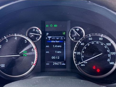 Used 2022 Lexus GX 460 Premium image 14