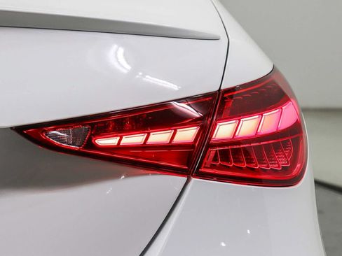Used 2024 Mercedes-Benz C 300 Sedan image 11