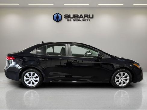 Used 2023 Toyota Corolla LE FWD image 6