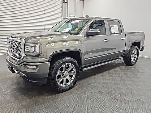Used 2018 GMC Sierra 1500 Denali w/ Denali Ultimate Package image 4
