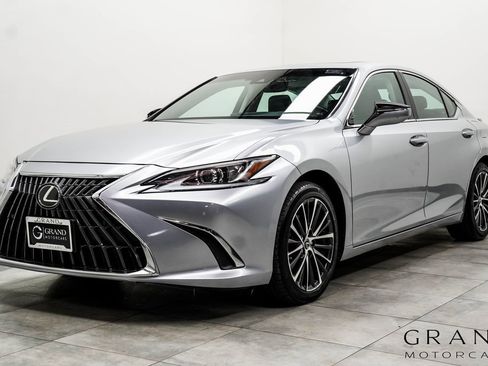 Used 2022 Lexus ES 350 w/ Premium Package image 6