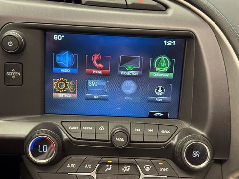 Used 2019 Chevrolet Corvette Stingray Coupe w/ Battery Protection Package RWD image 11