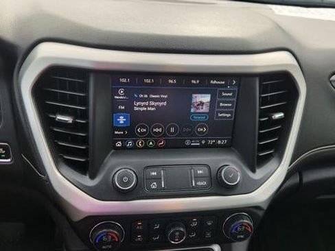 Used 2021 GMC Acadia SLT w/ Preferred Package AWD/4WD image 13