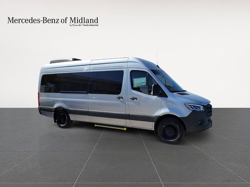 New 2026 Mercedes-Benz Sprinter 2500 image 6