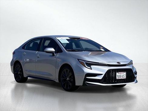 Certified 2025 Toyota Corolla SE FWD image 12