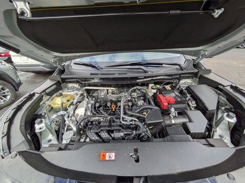 Used 2025 Mitsubishi Outlander SE image 32