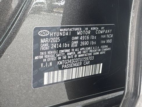 Used 2026 Genesis G70 2.5T Prestige AWD/4WD image 33