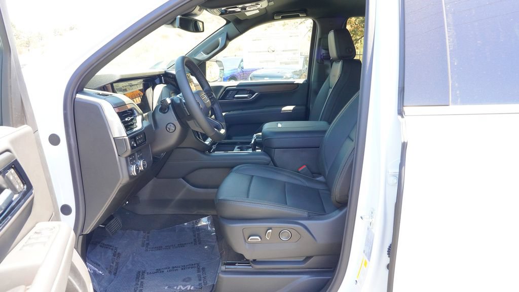 New 2026 GMC Yukon Denali AWD/4WD image 12