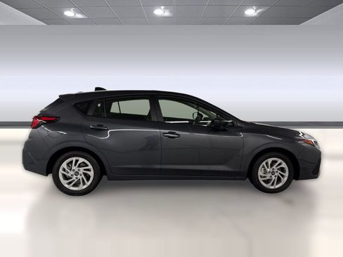 Used 2024 Subaru Impreza 2.0i AWD/4WD image 8