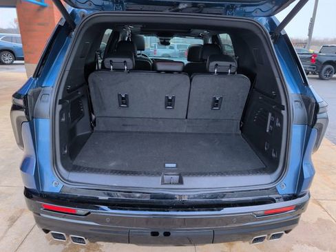 Used 2025 Chevrolet Traverse RS w/ LPO, Floor Liner Package image 22
