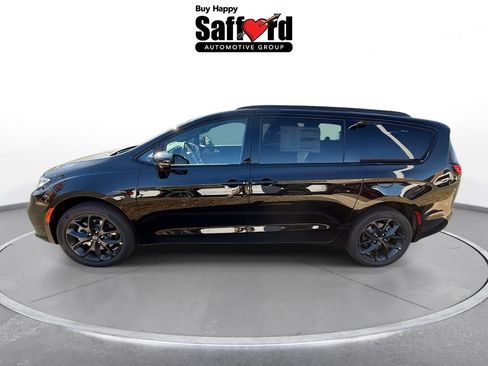 New 2026 Chrysler Pacifica Limited w/ S Appearance Package AWD/4WD image 4