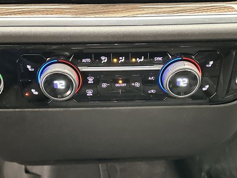 Used 2023 Chevrolet Silverado 1500 LT image 29