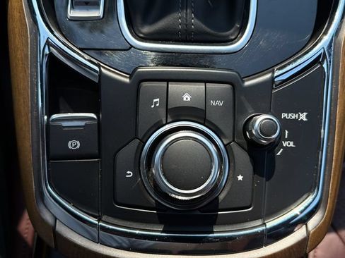 Used 2018 MAZDA CX-9 Signature AWD/4WD image 41