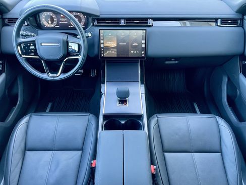Certified 2026 Land Rover Range Rover Velar Dynamic SE AWD/4WD image 16