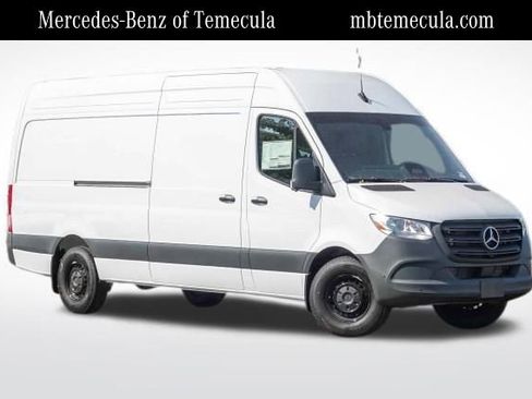 New 2025 Mercedes-Benz Sprinter 2500 image 1