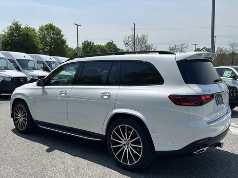 New 2026 Mercedes-Benz GLS 450 4MATIC image 6