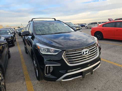 Used 2017 Hyundai Santa Fe Limited image 4