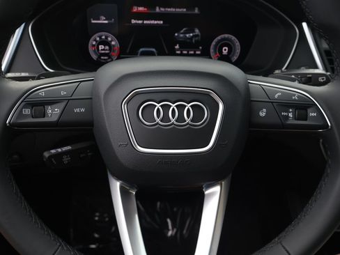 Used 2023 Audi Q5 2.0T Premium Plus AWD/4WD image 18