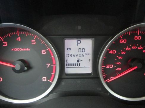 Used 2014 Subaru Forester 2.5i Premium w/ All-Weather Package image 25