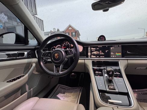 Used 2017 Porsche Panamera Turbo w/ Premium Package Plus image 22