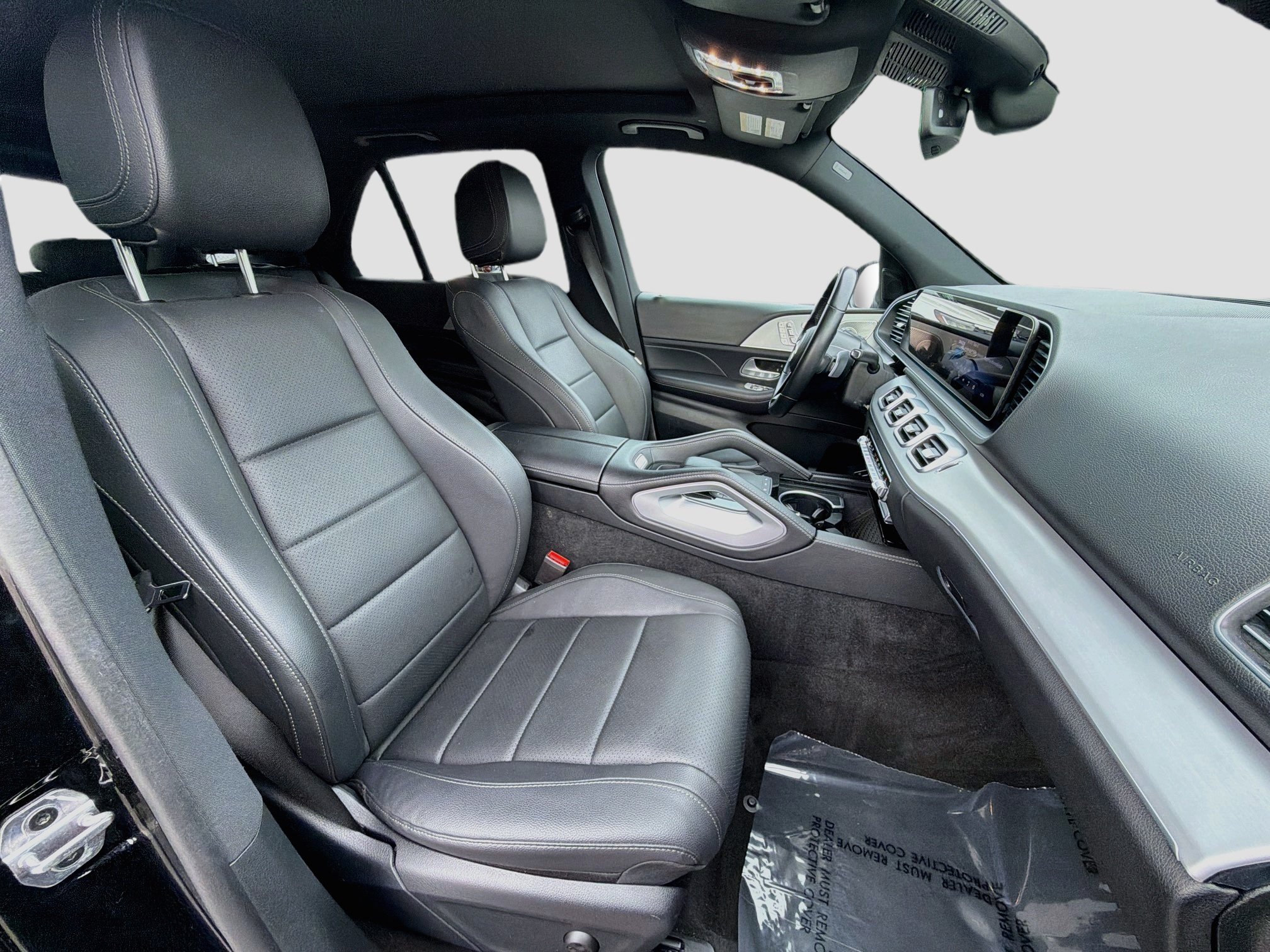 Used 2025 Mercedes-Benz GLE 350 4MATIC w/ Driver Assistance Package image 15