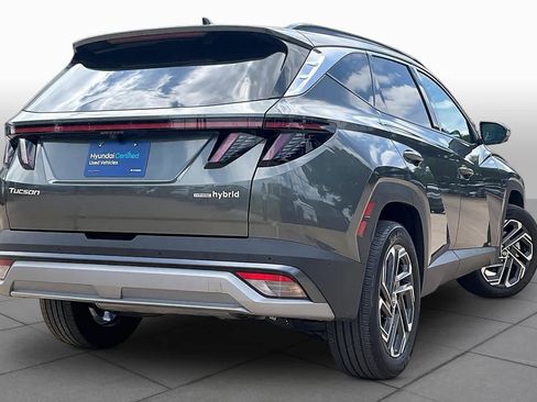 Certified 2025 Hyundai Tucson Limited AWD/4WD image 13
