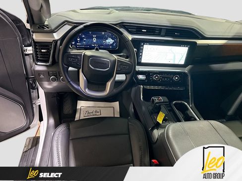 Used 2024 GMC Sierra 1500 Denali AWD/4WD image 27