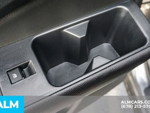 Used 2025 Nissan Pathfinder SV FWD image 52