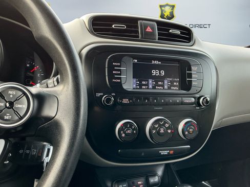 Used 2018 Kia Soul image 14