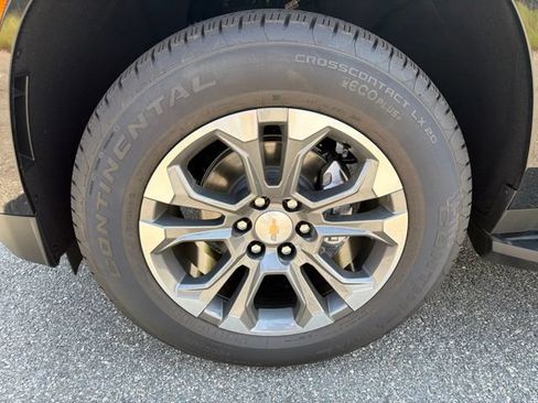 Used 2026 Chevrolet Tahoe LT w/ Comfort Package RWD image 9