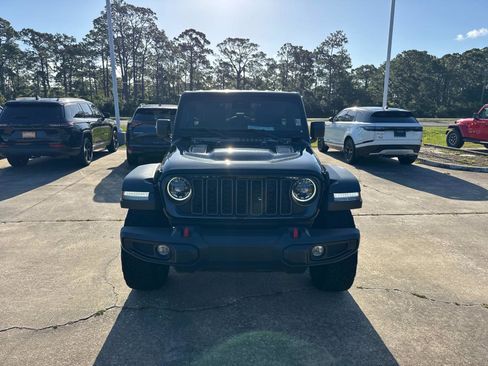 Used 2024 Jeep Wrangler Unlimited Rubicon AWD/4WD image 8