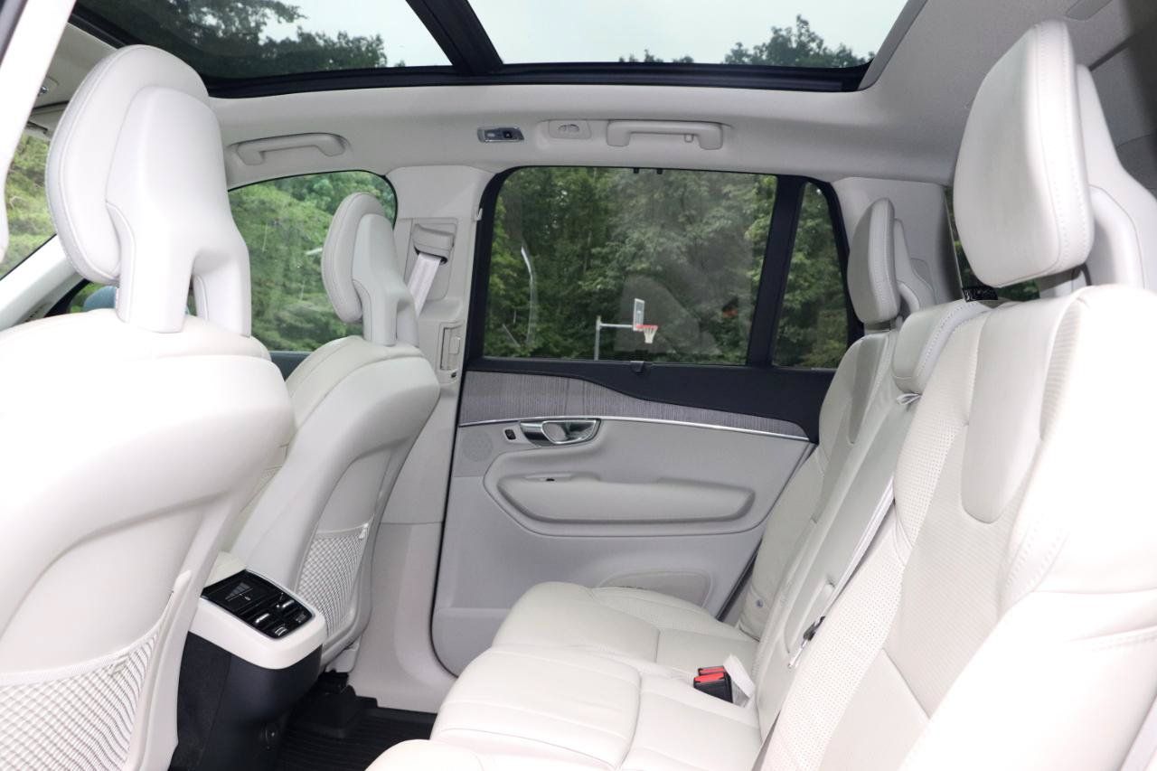 Used 2021 Volvo XC90 T6 Inscription w/ Advanced Package AWD/4WD image 32