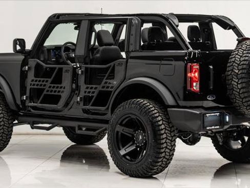 Used 2025 Ford Bronco Summertime image 13