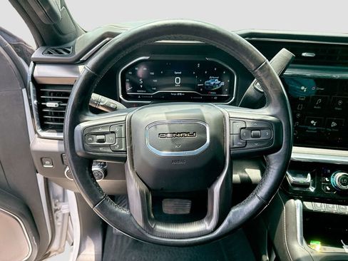 Used 2024 GMC Sierra 2500 Denali Ultimate w/ Max Trailering Package AWD/4WD image 11