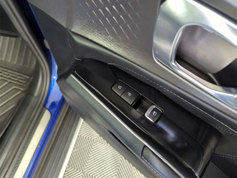 Used 2023 Kia Sorento SX image 37