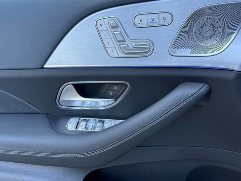 New 2025 Mercedes-Benz GLE 580 4MATIC image 9