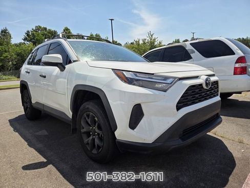 Used 2023 Toyota RAV4 XLE w/ Convenience Package FWD image 2